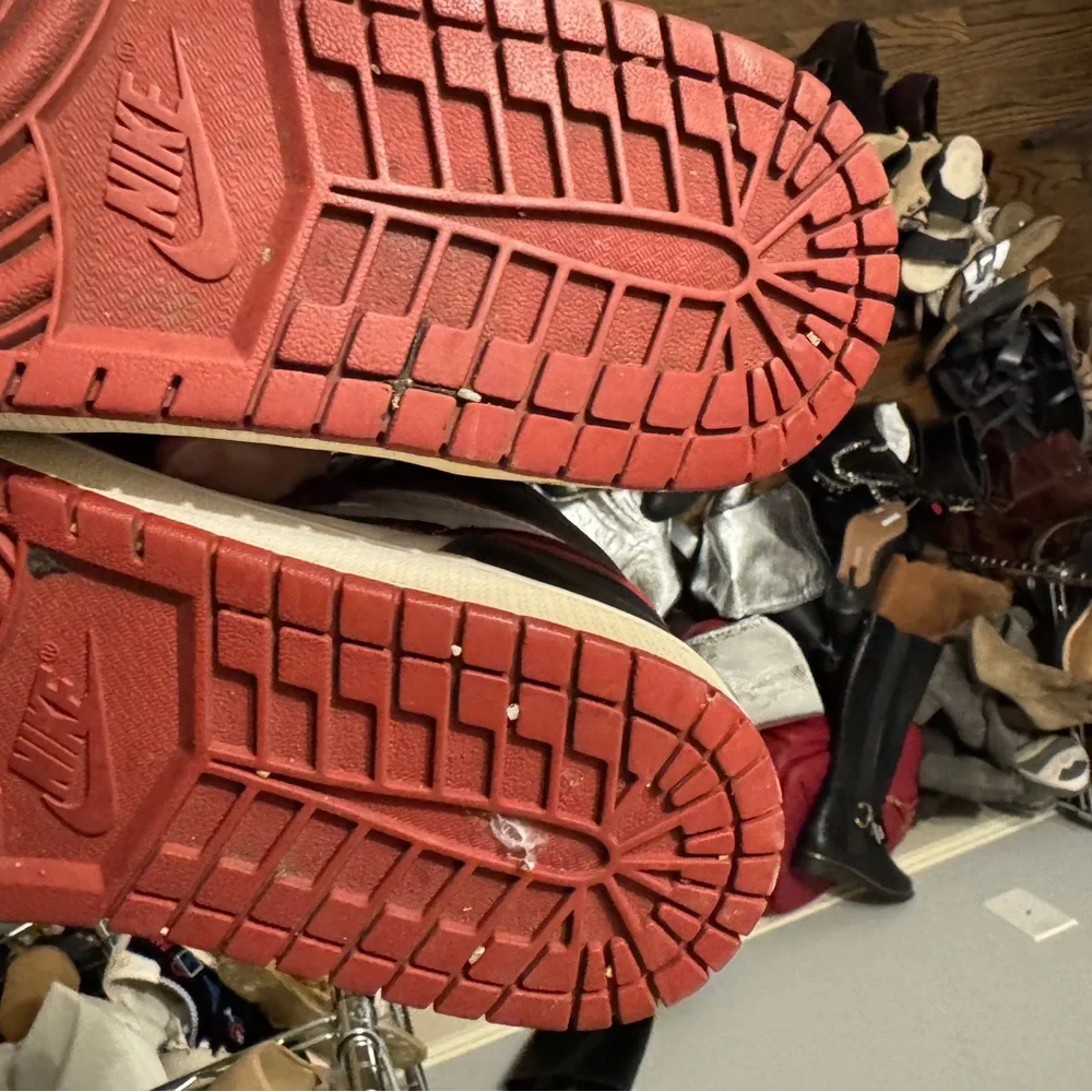 Jordan 1 Retro High OG Bloodline‎ Size 8 1/2 Basketball High Top